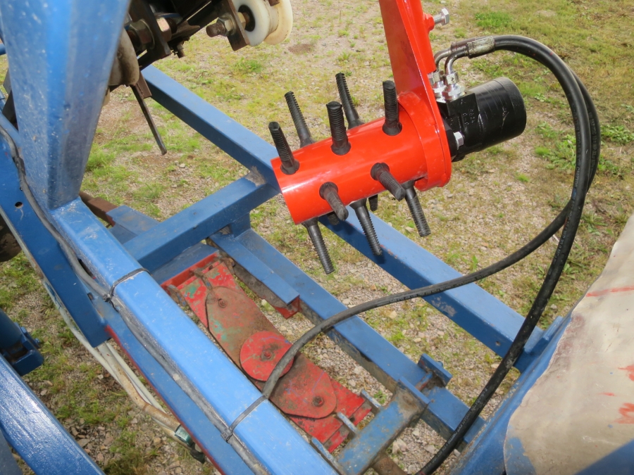 5076 Asa-lift carrot harvester with auto box filling