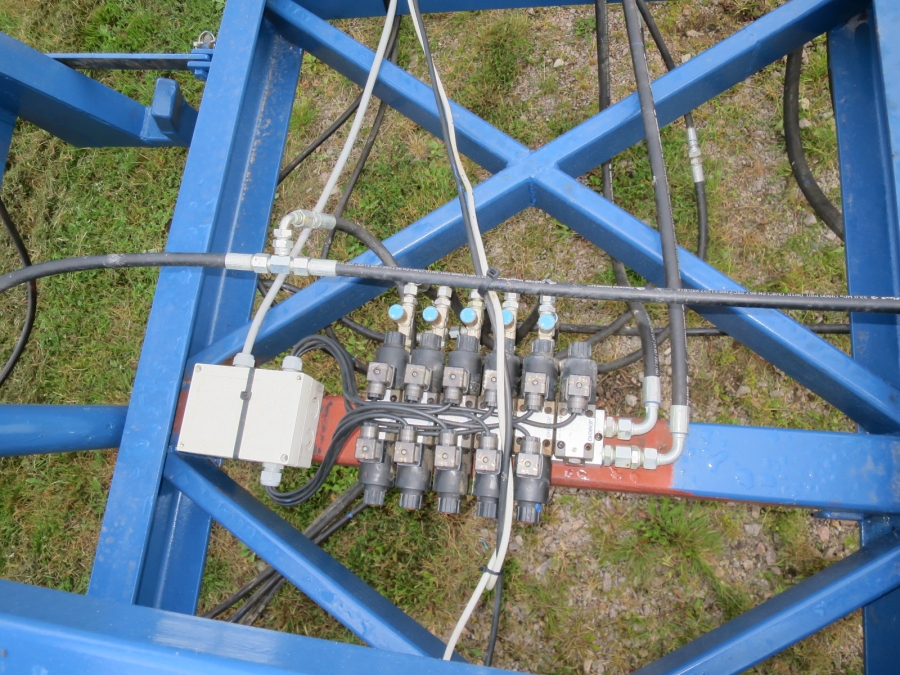 5076 Asa-lift carrot harvester with auto box filling