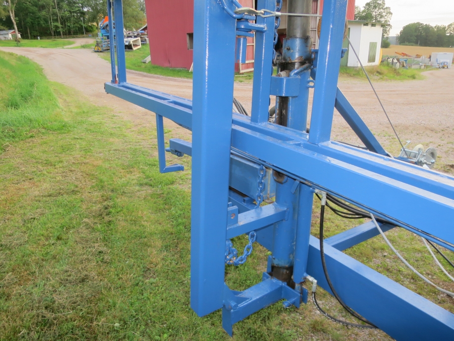 5076 Asa-lift carrot harvester with auto box filling