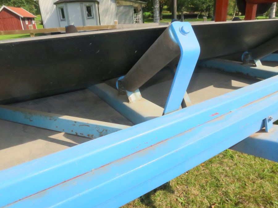 5084 EMVE instore conveyor belts