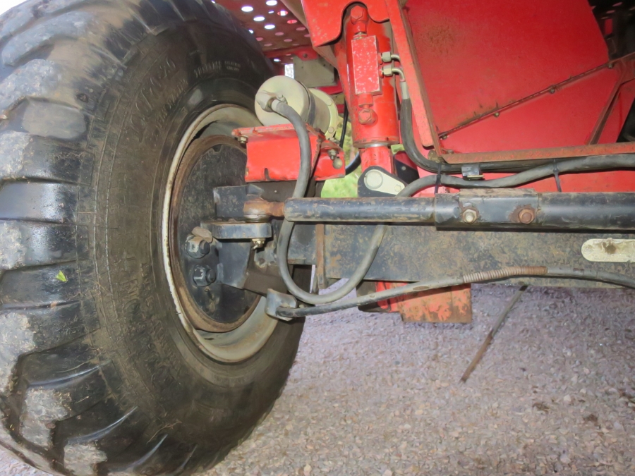5086 Grimme SE75-30 potato harvester