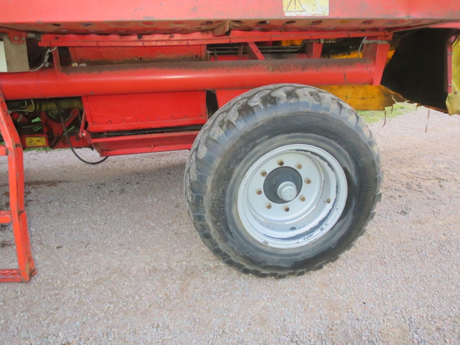 5086 Grimme SE75-30 potato harvester
