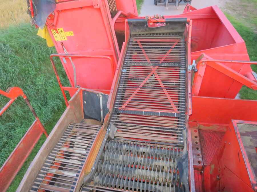 5086 Grimme SE75-30 potato harvester