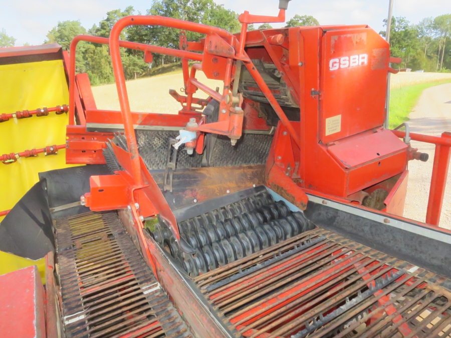 5107 Grimme potato harvester