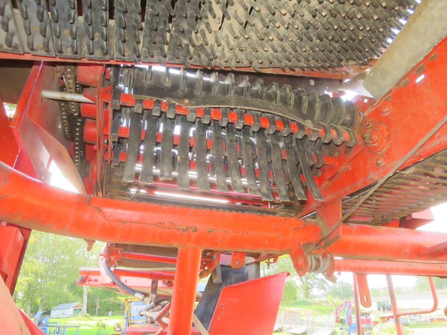 5107 Grimme potato harvester