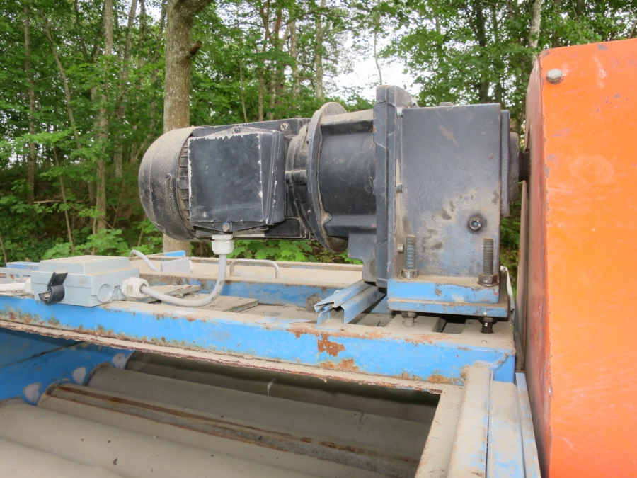 5117 EMVE drier table 10 roller 1m wide