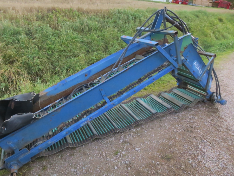 5138 Asa-Lift onion loader with elevator