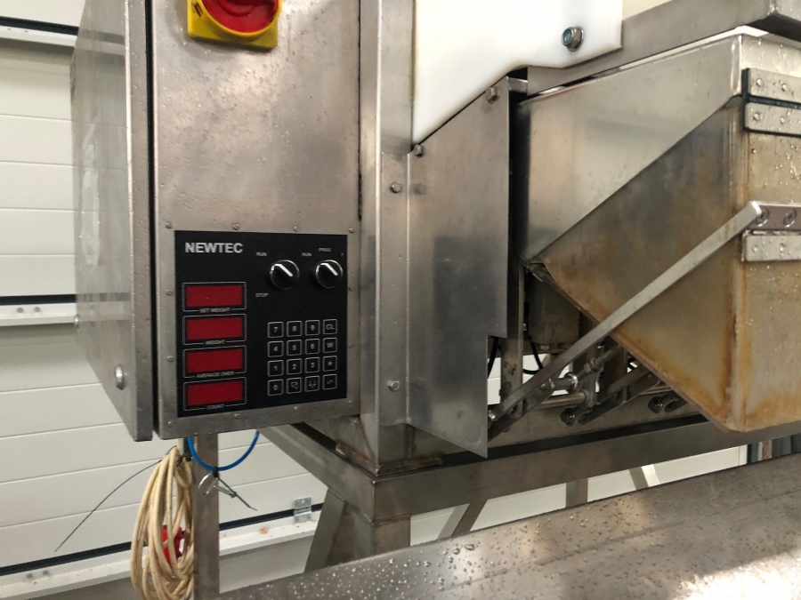 5155 Newtec 2000 / G45 weigher and bagger