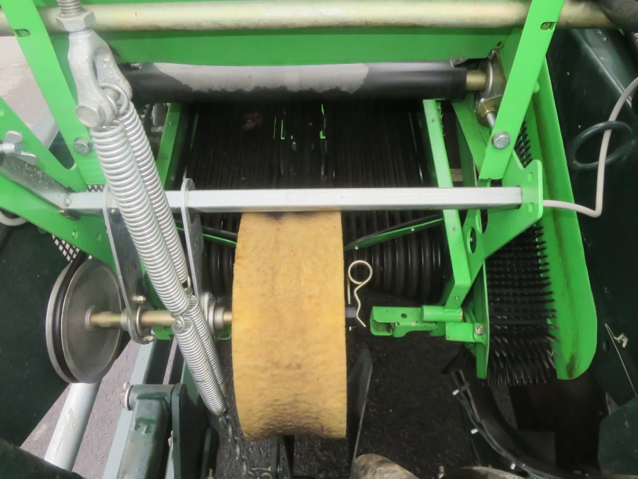 5157 Miedema Structural belt planter for bed