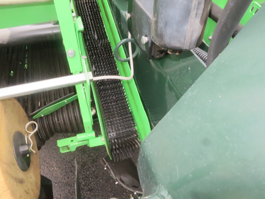 5157 Miedema Structural belt planter for bed