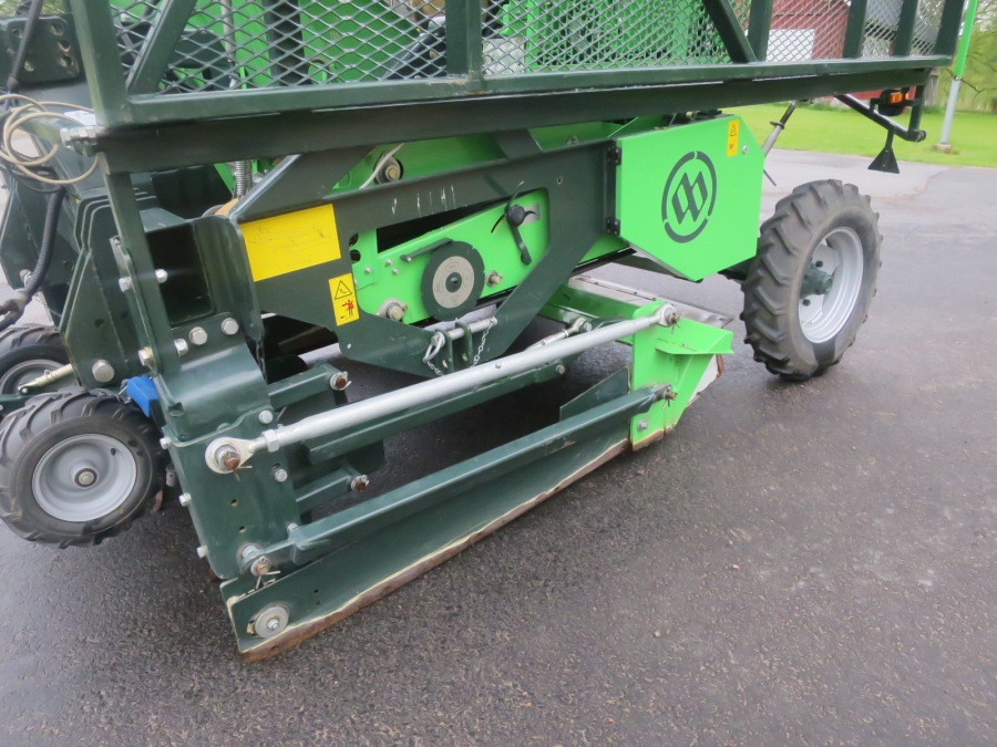 5157 Miedema Structural belt planter for bed