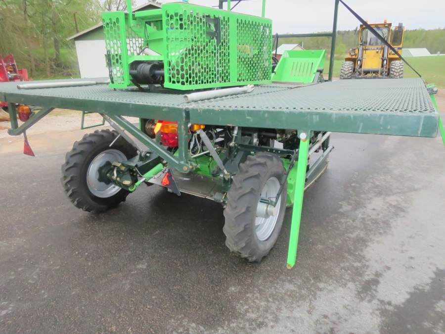 5157 Miedema Structural belt planter for bed