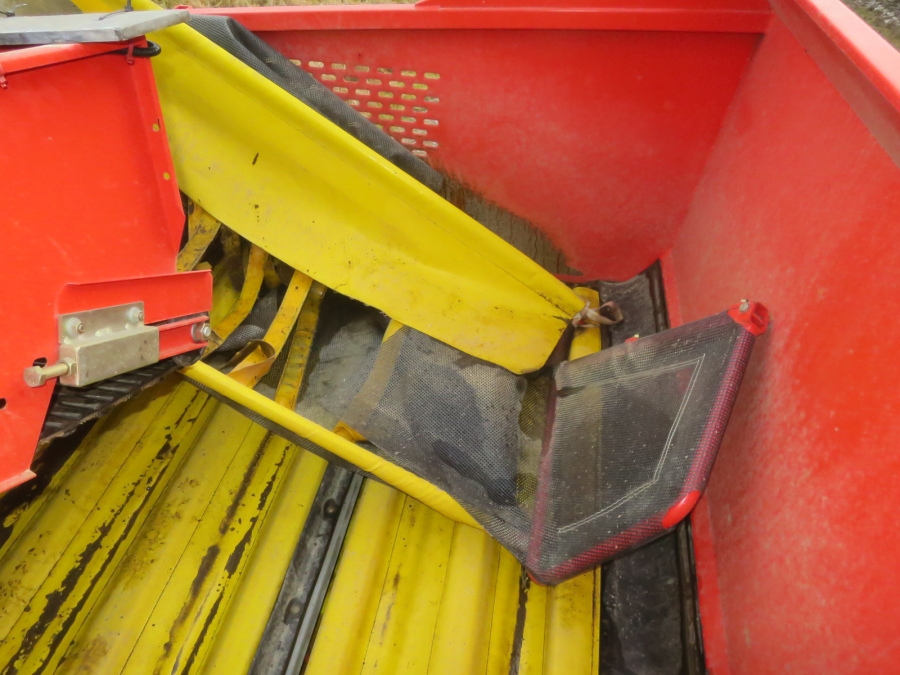 5161 Grimme SE75-20 potato harvester