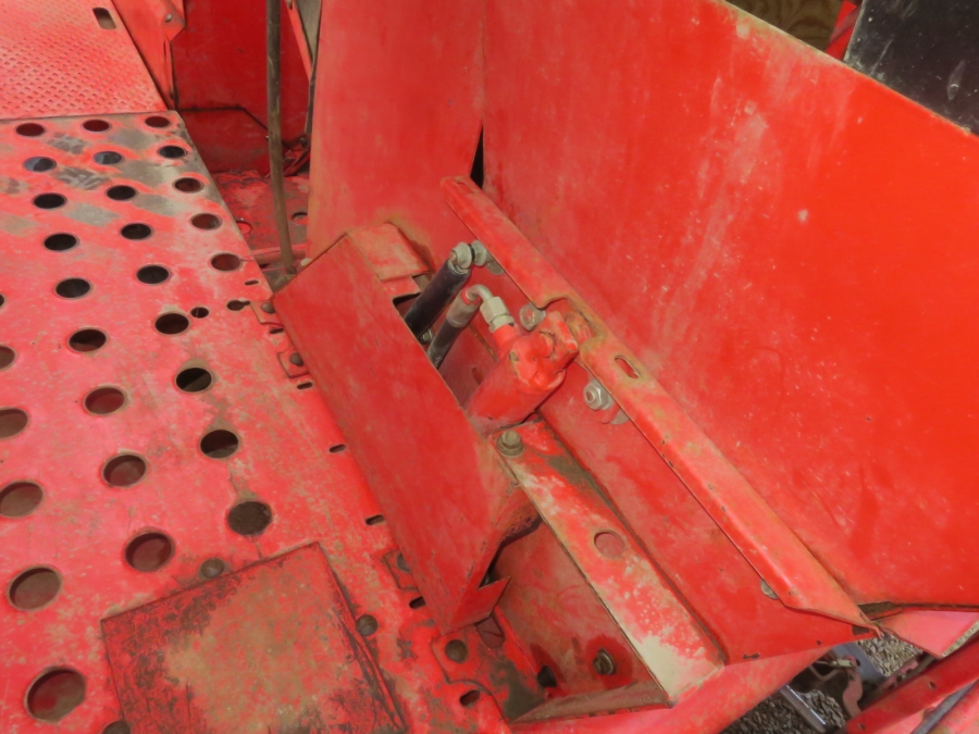 5161 Grimme SE75-20 potato harvester