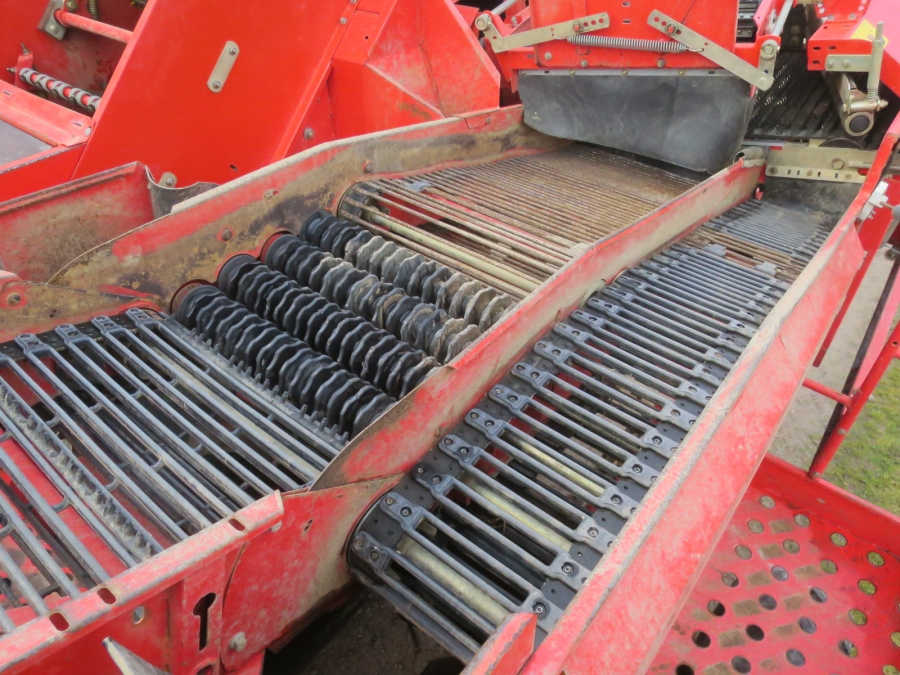 5161 Grimme SE75-20 potato harvester