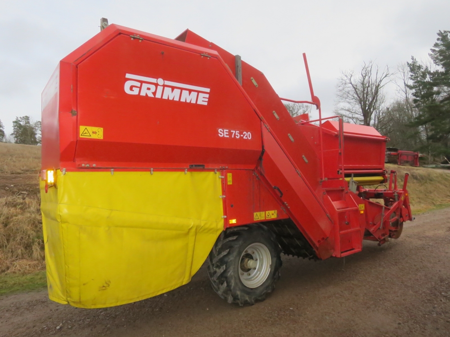 5161 Grimme SE75-20 potato harvester