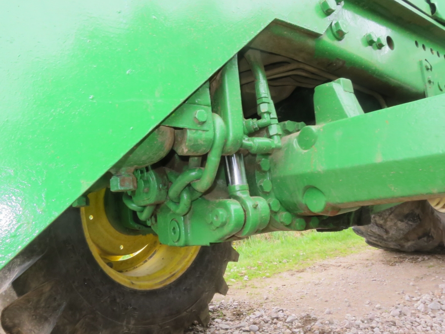 5165 John Deere 6810 tractor