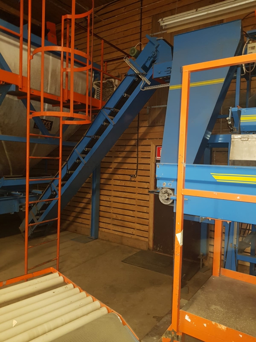 5174 EMVE BE5000 potato paper bagging line