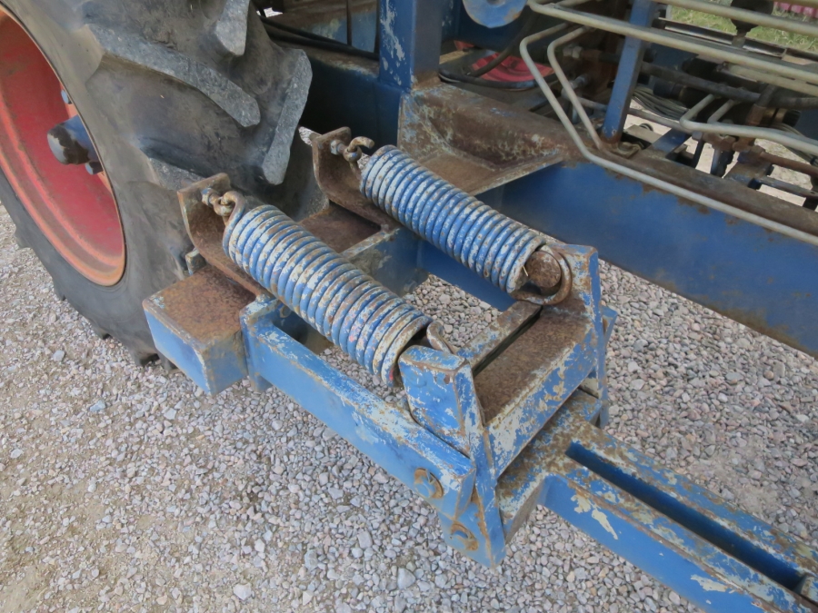 5181 Asa-lift carrot harvester T-100 single row with bunker
