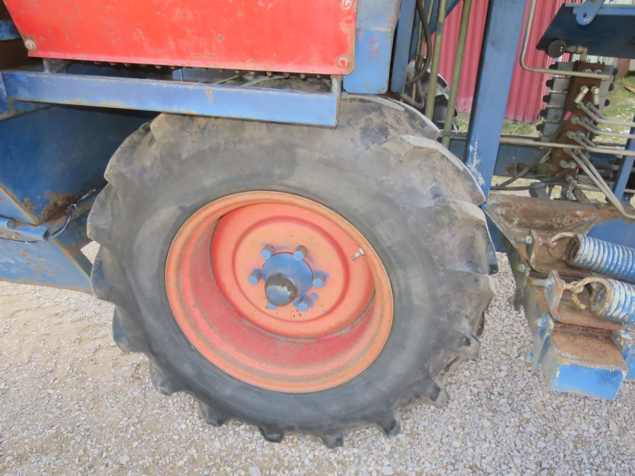 5181 Asa-lift carrot harvester T-100 single row with bunker
