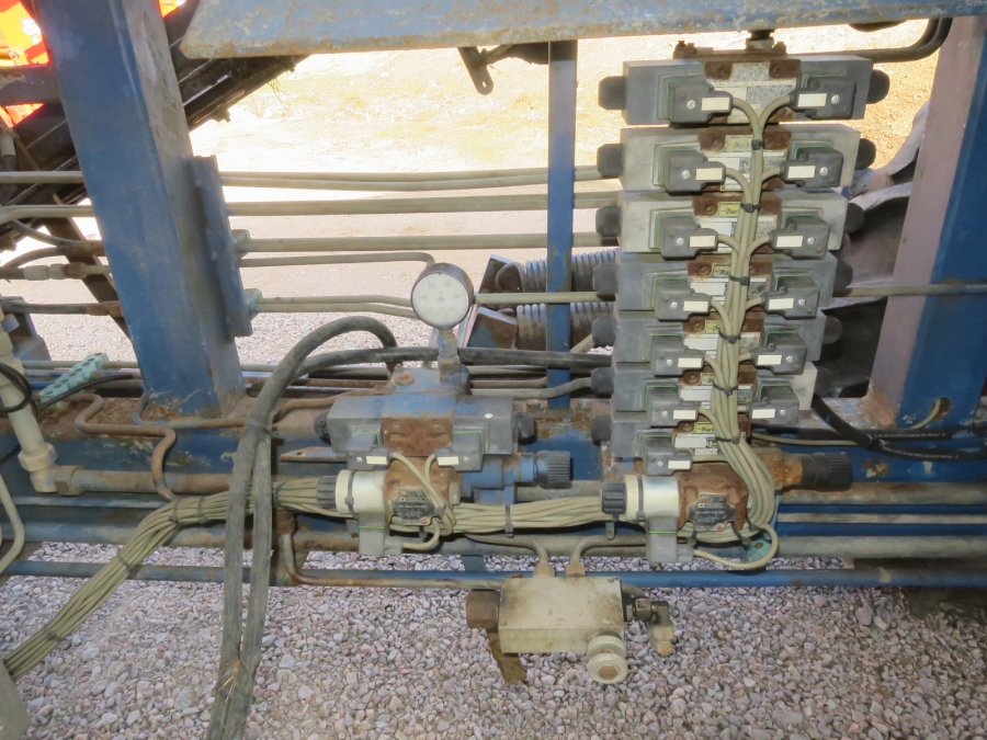 5181 Asa-lift carrot harvester T-100 single row with bunker