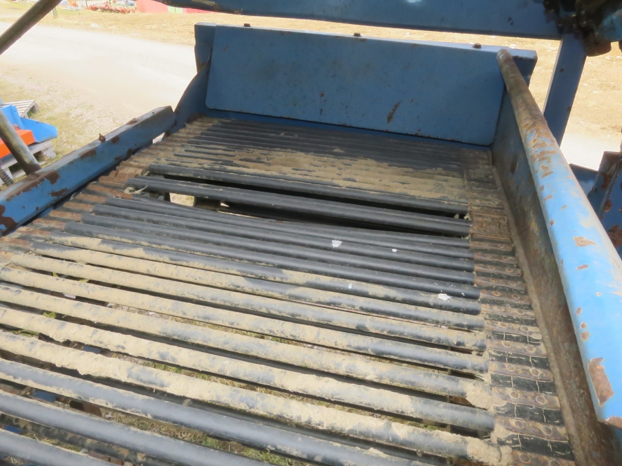 5197 Asa-Lift Combi 1000 carrot harvester