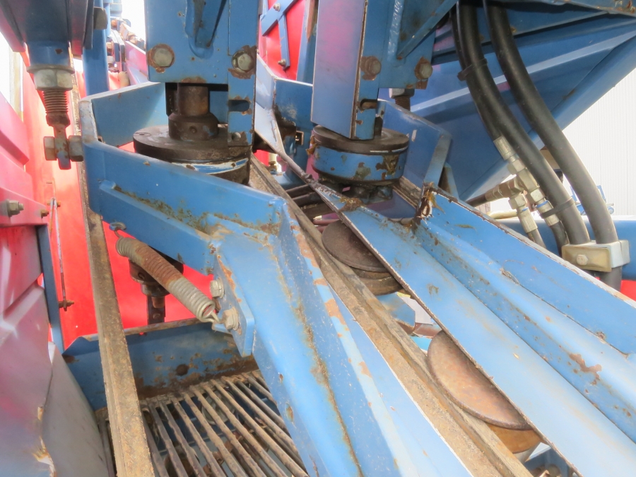 5197 Asa-Lift Combi 1000 carrot harvester