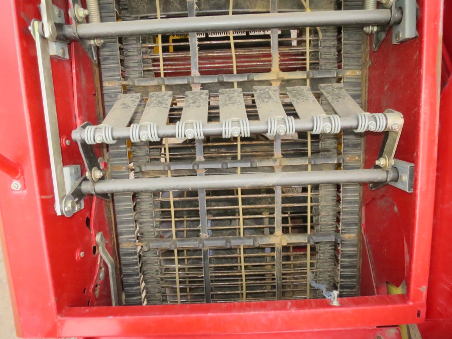 5204 Grimme SE85-55 potato harvester