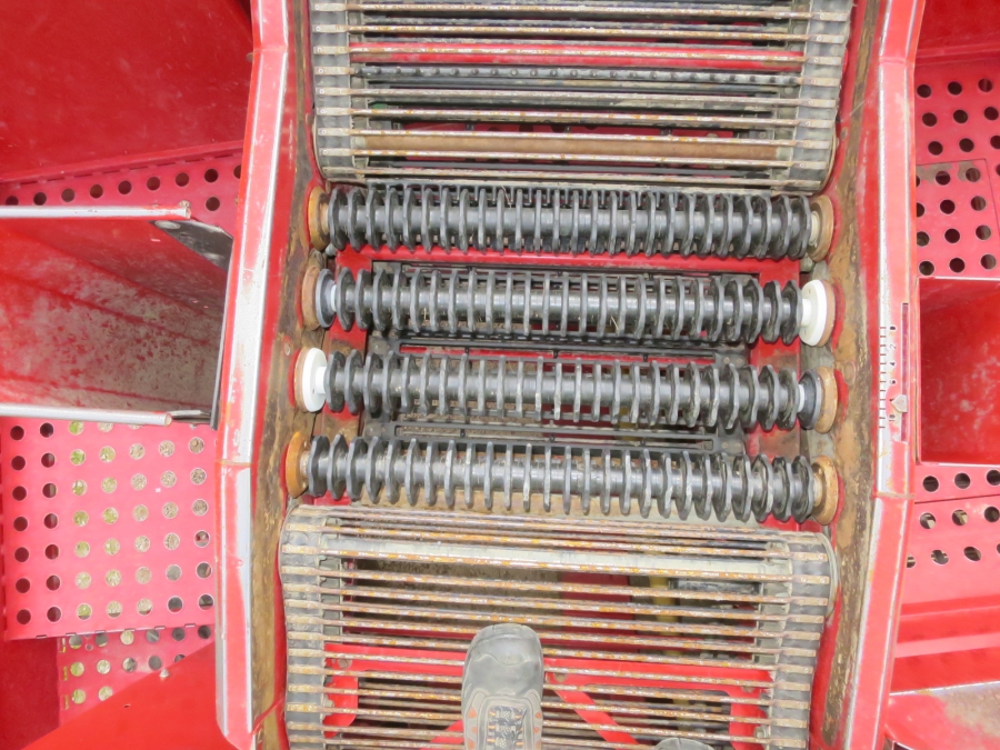 5204 Grimme SE85-55 potato harvester