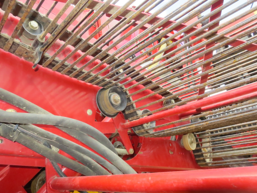 5204 Grimme SE85-55 potato harvester