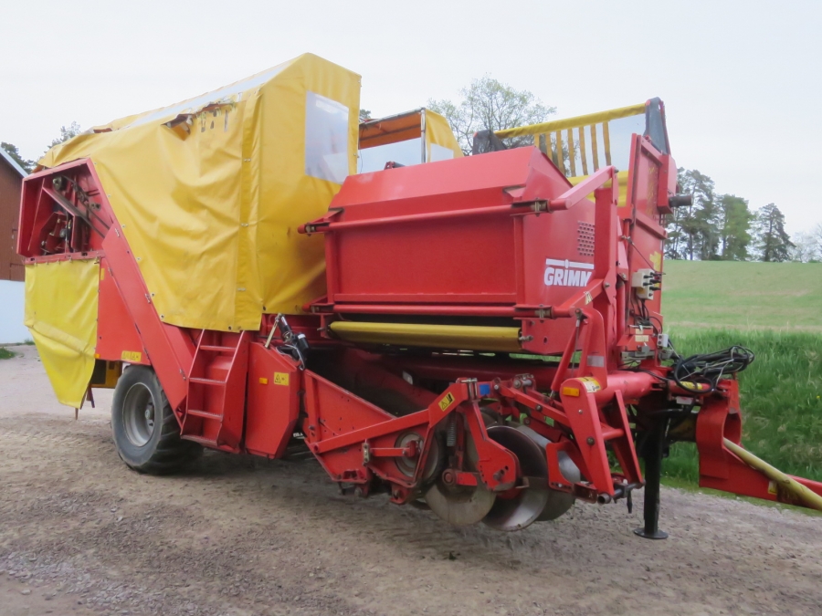 5208 Grimme SE75-30 potato harvester