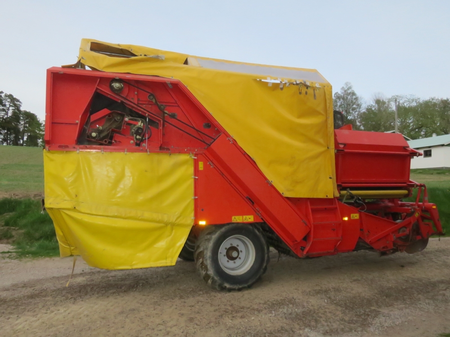 5208 Grimme SE75-30 potato harvester
