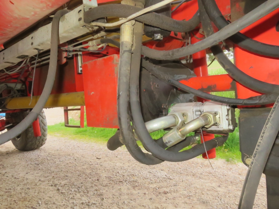 5208 Grimme SE75-30 potato harvester