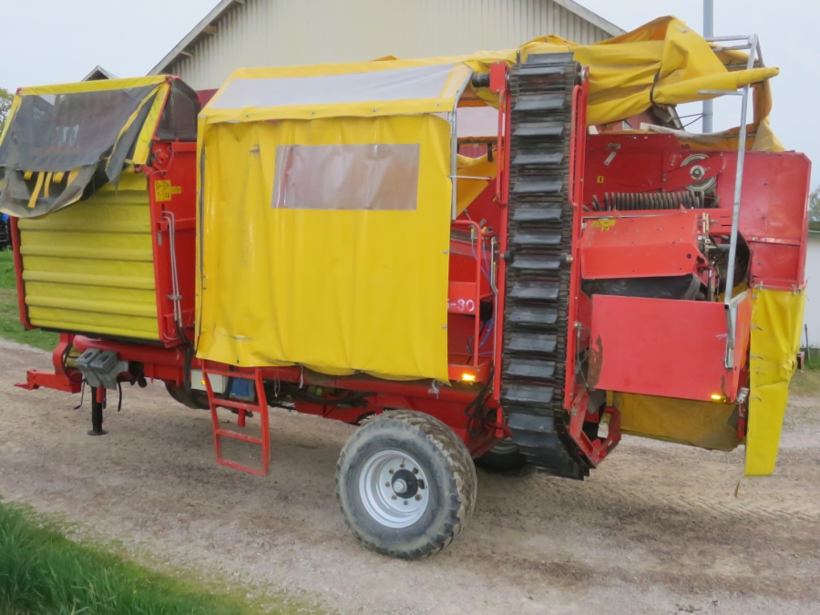 5208 Grimme SE75-30 potato harvester