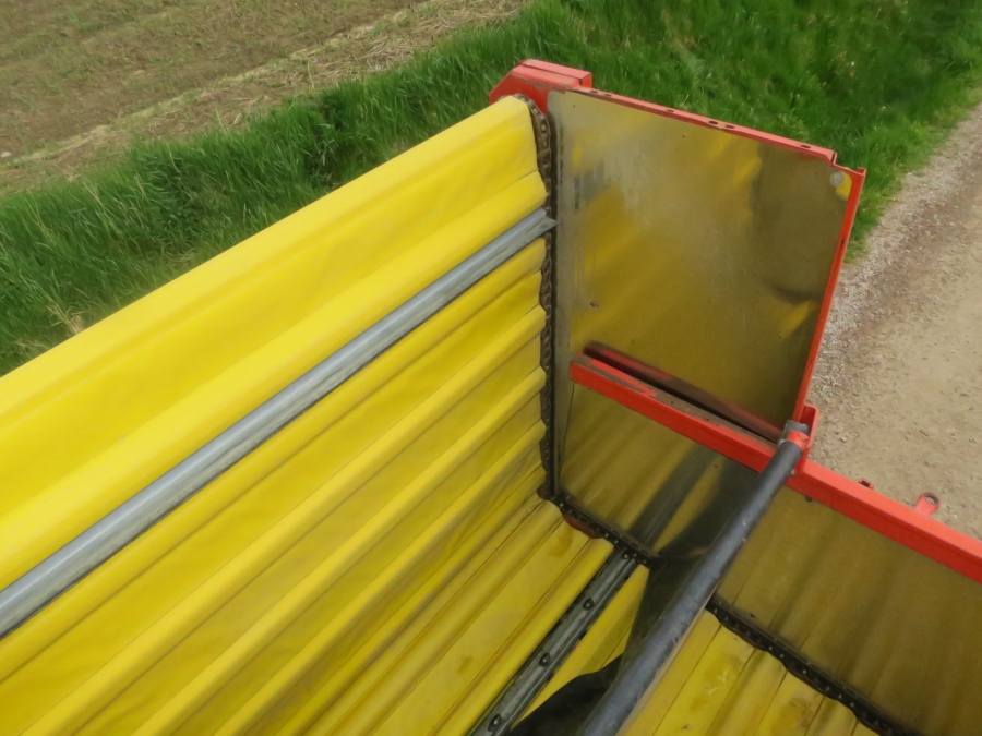 5209 Grimme SE 75-30 potato harvester