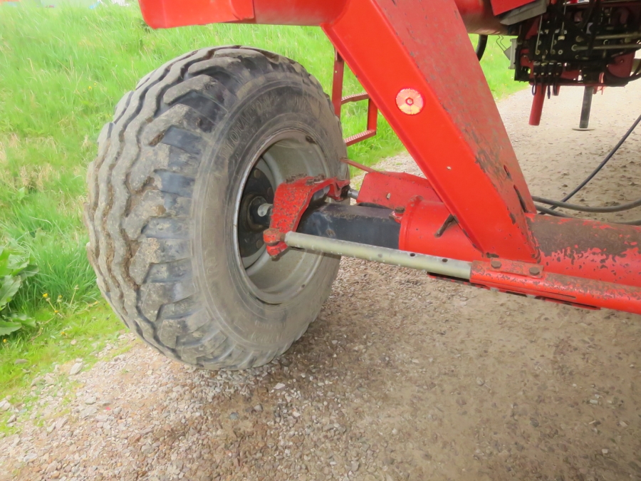 5209 Grimme SE 75-30 potato harvester