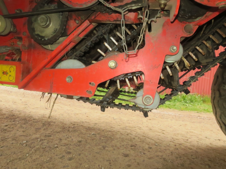 5209 Grimme SE 75-30 potato harvester