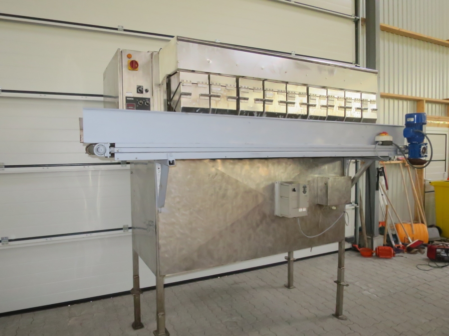 5211 Newtec 2009XB weigher for potato, onion etc