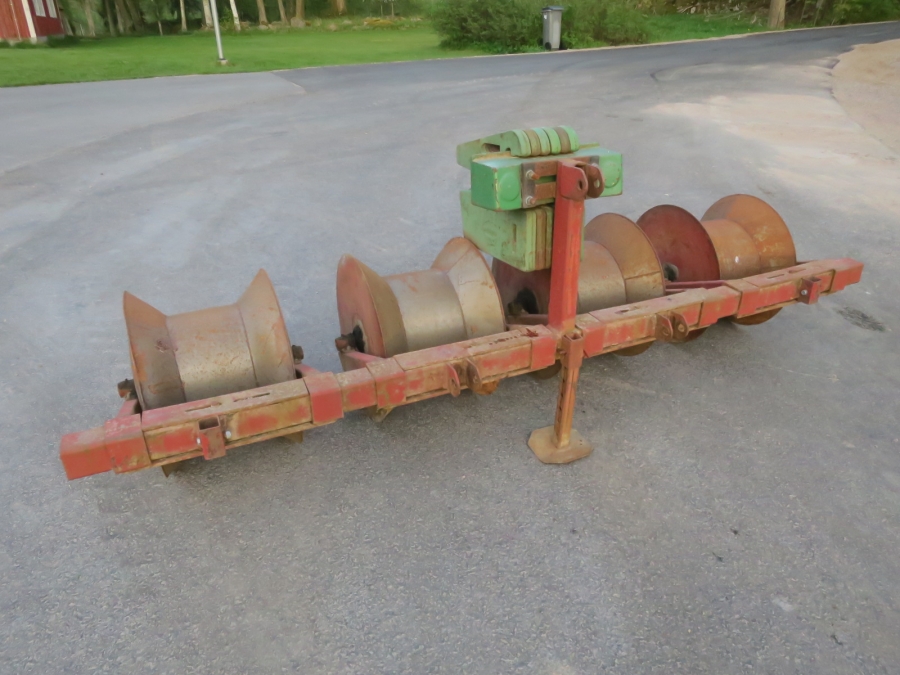 5215 Diabolo former for potato ridges