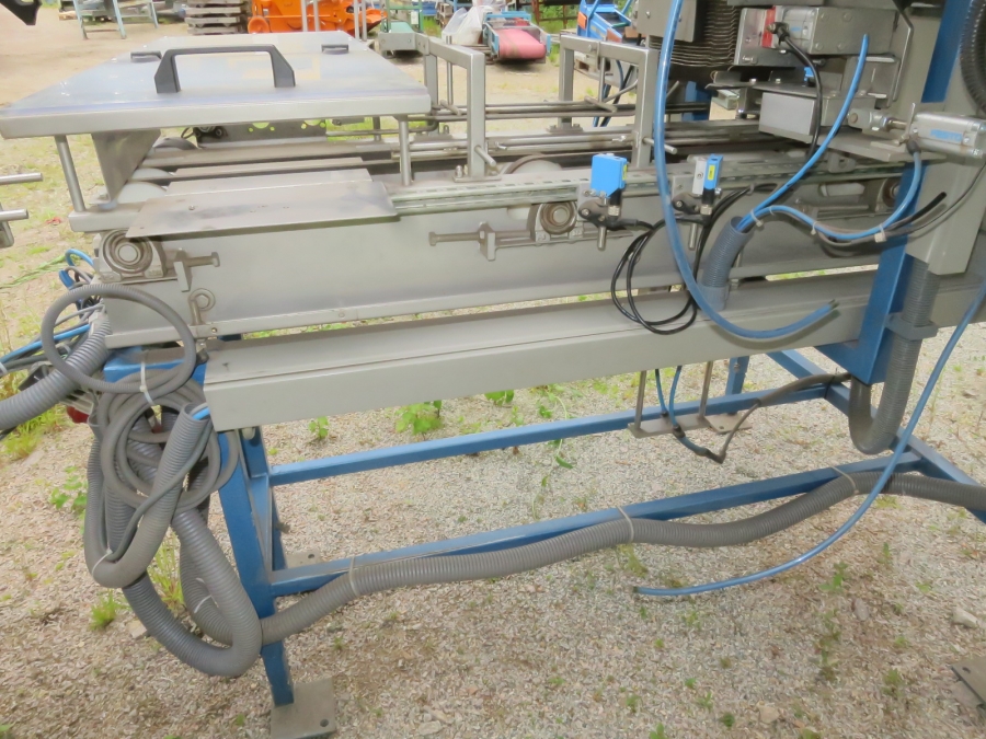 5224 RGD Mape flow pack with Upmatic tray feeder
