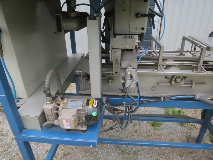 5224 RGD Mape flow pack with Upmatic tray feeder