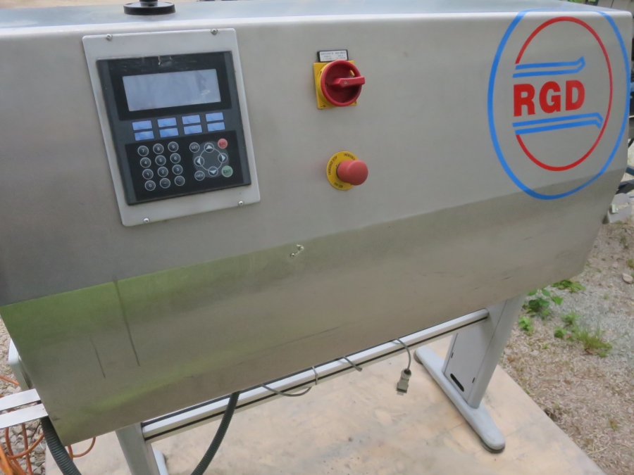 5224 RGD Mape flow pack with Upmatic tray feeder