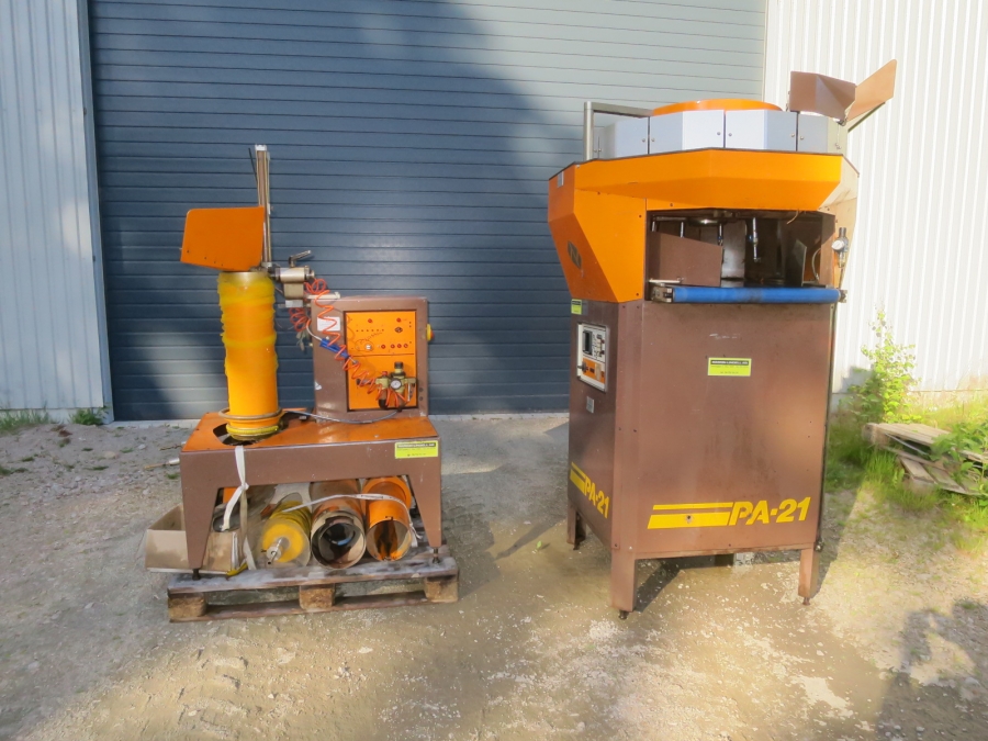 5235 Daumar weigher and Xarpa net clipper