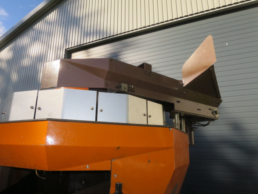 5235 Daumar weigher and Xarpa net clipper