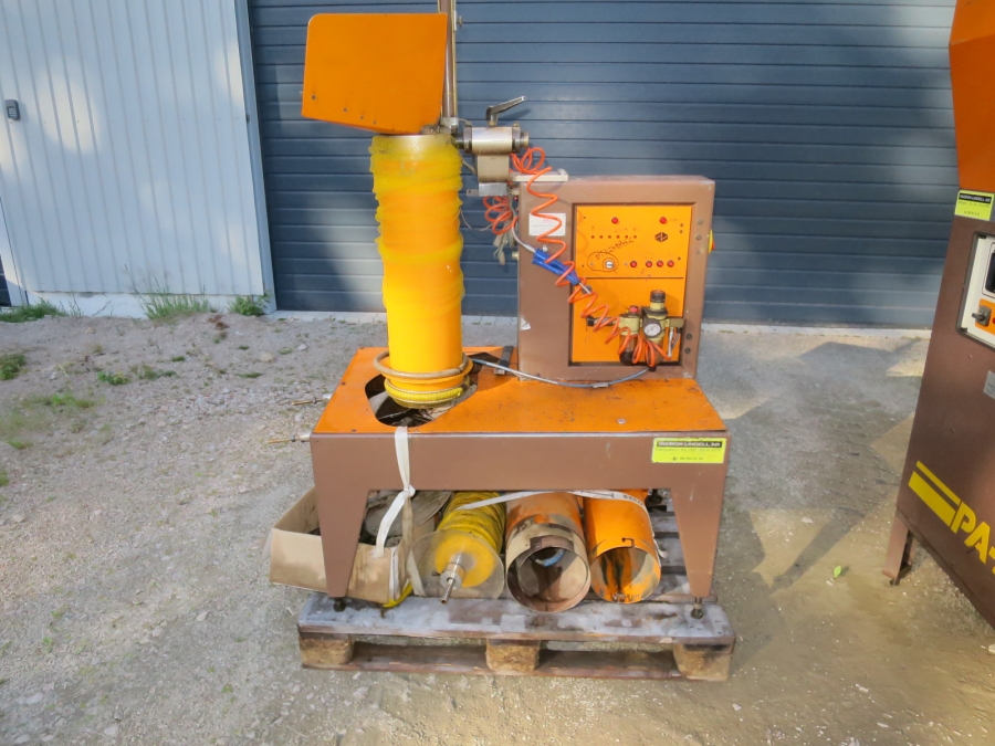5235 Daumar weigher and Xarpa net clipper