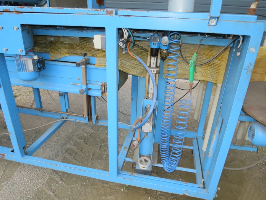 5236 Udo Schliebe net bagging line