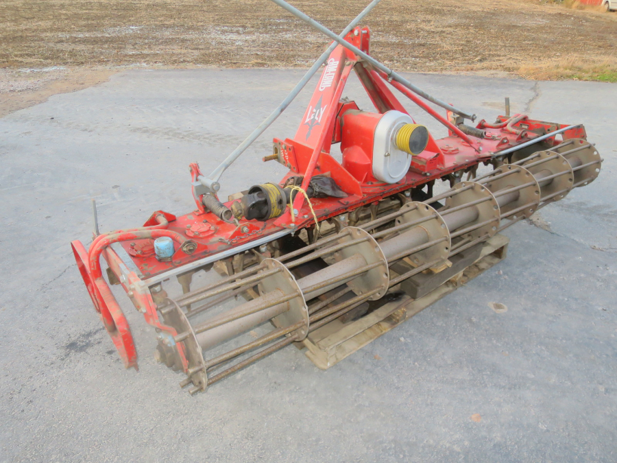5284 Lely power harrow  rotavator 3 m.