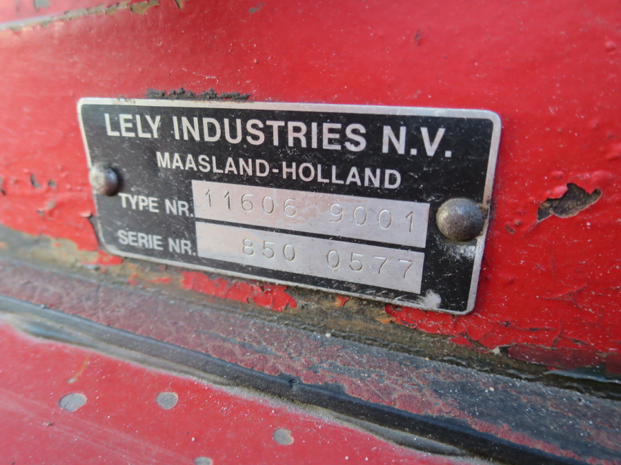 5284 Lely power harrow  rotavator 3 m.