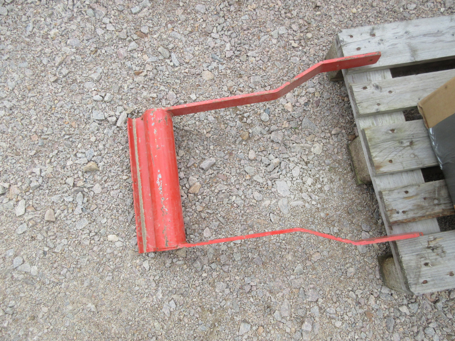 5287 Dewulf GBC carrot harvester with bunker