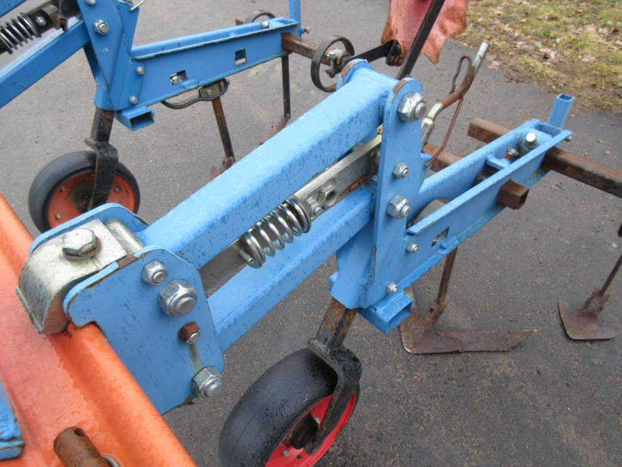 5353 Hatzenbichler Row crop cleaner 2 row
